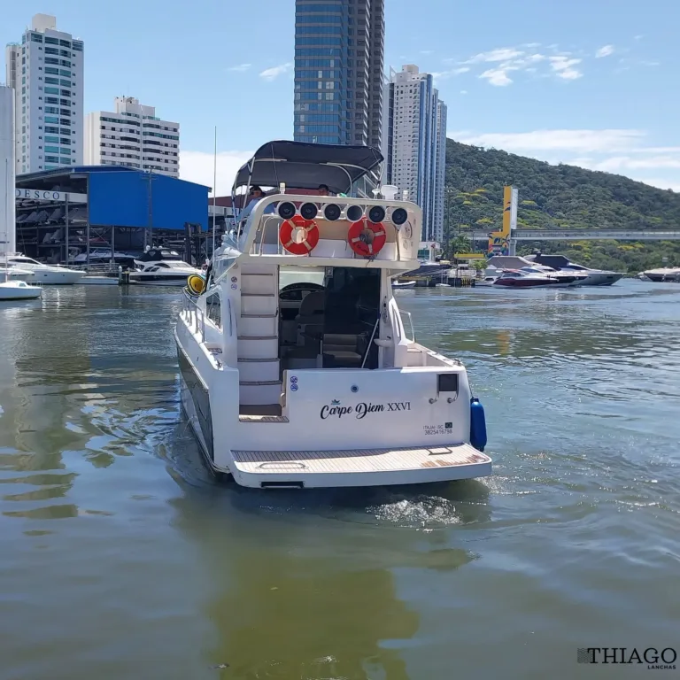 Lancha Antares 40 – Thiago Lanchas