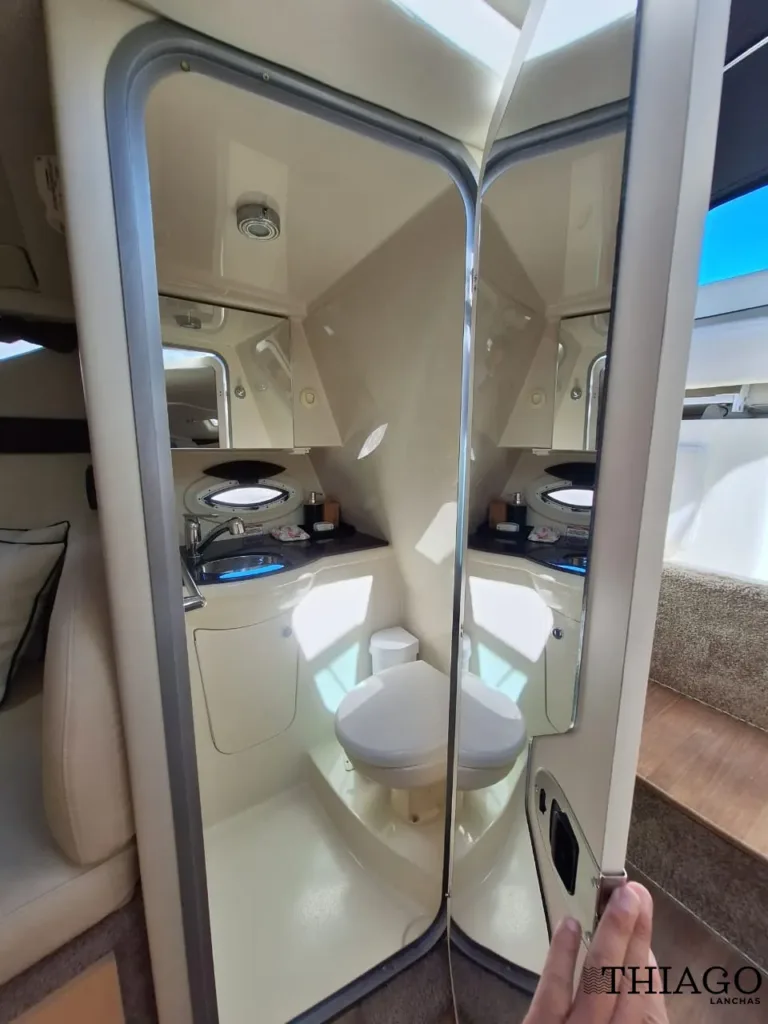 Lancha Bayliner 310 – Thiago Lanchas