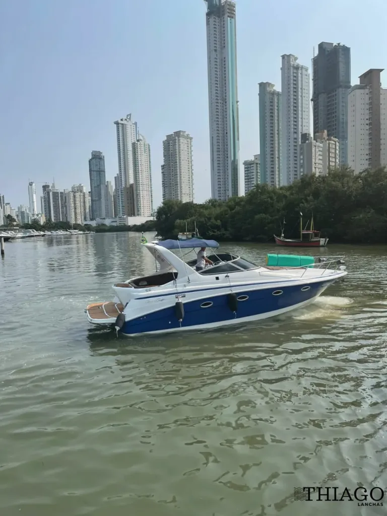 Lancha Cris Craft 37 pés – Thiago Lanchas