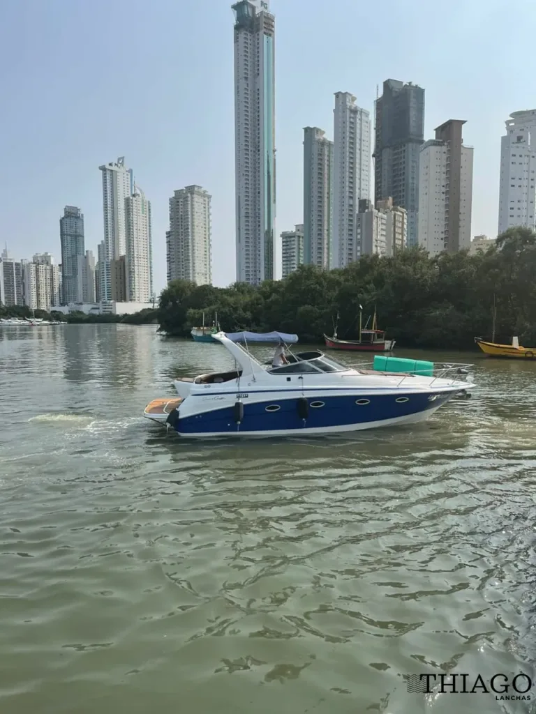 Lancha Cris Craft 37 pés – Thiago Lanchas