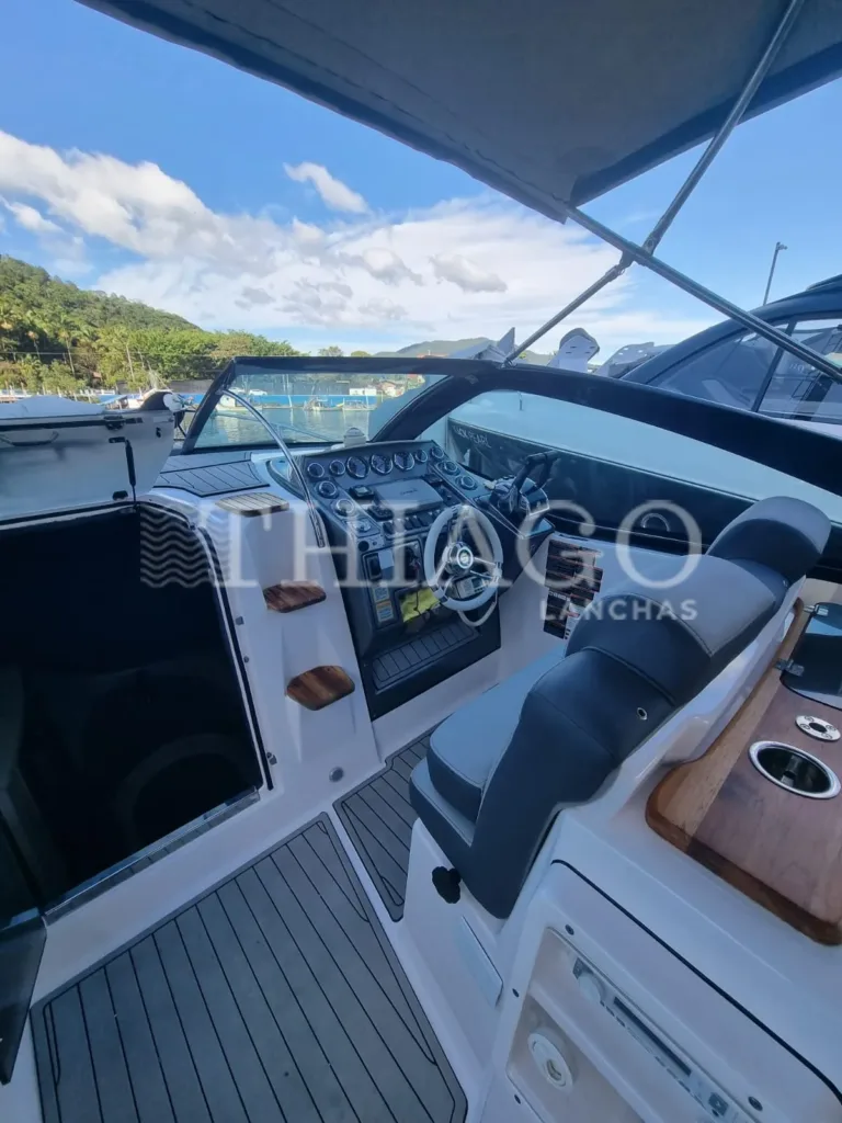 Lancha Focker 320 Gt – Thiago Lanchas