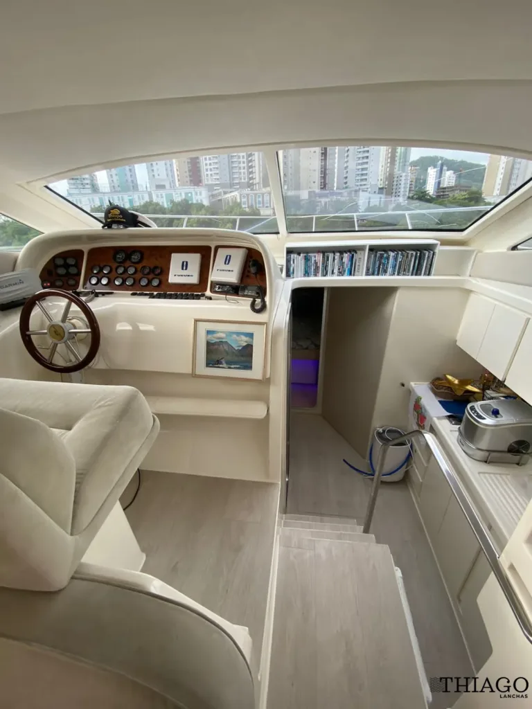 Lancha Intermarine 440 Full – Thiago Lanchas