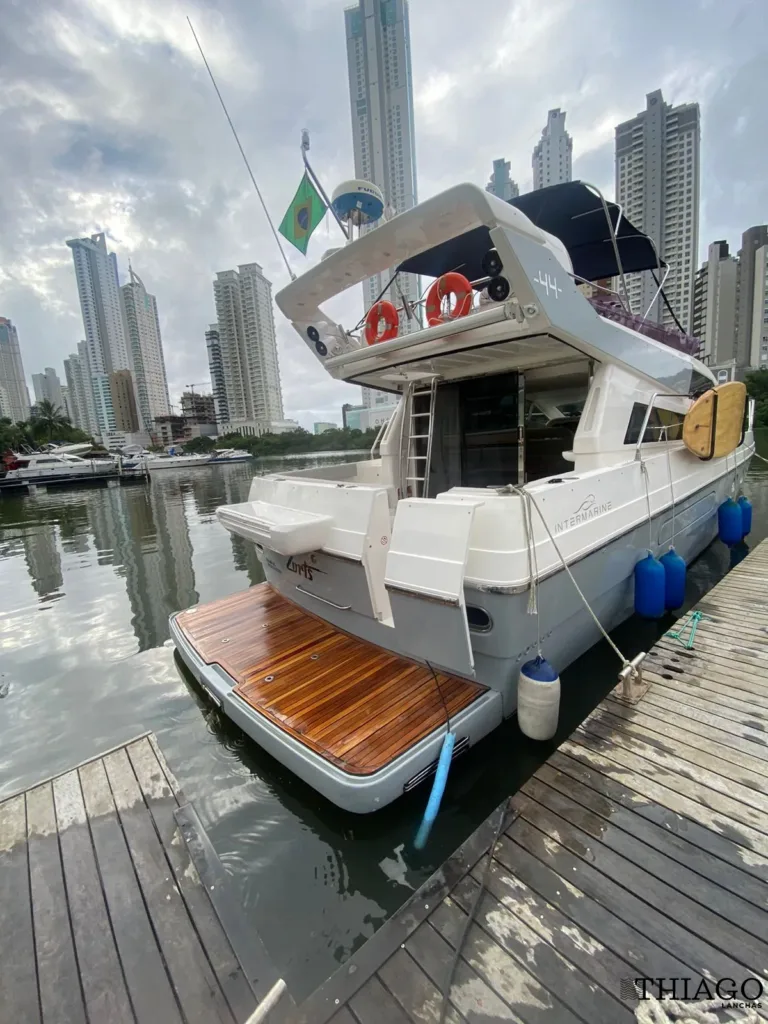 Lancha Intermarine 440 Full – Thiago Lanchas