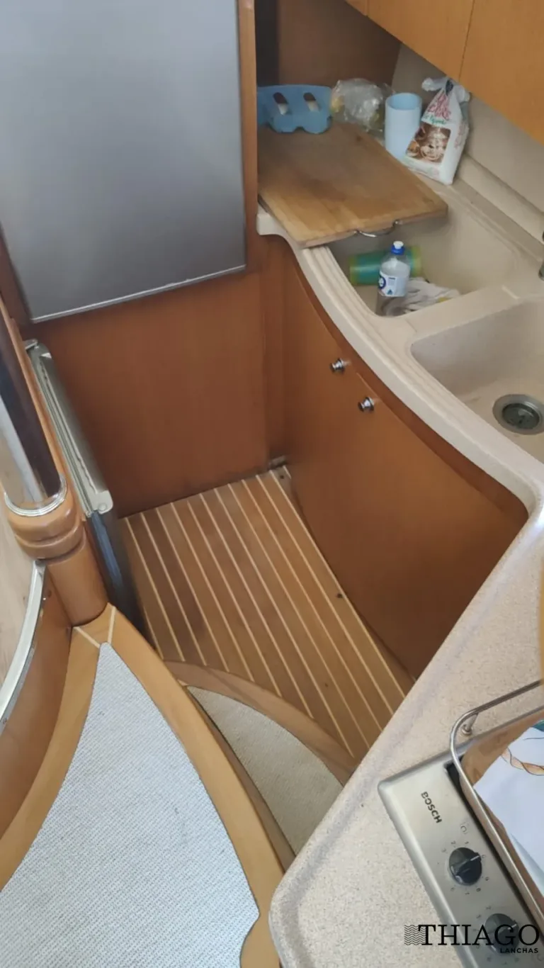 Lancha Intermarine 52 – Thiago Lanchas