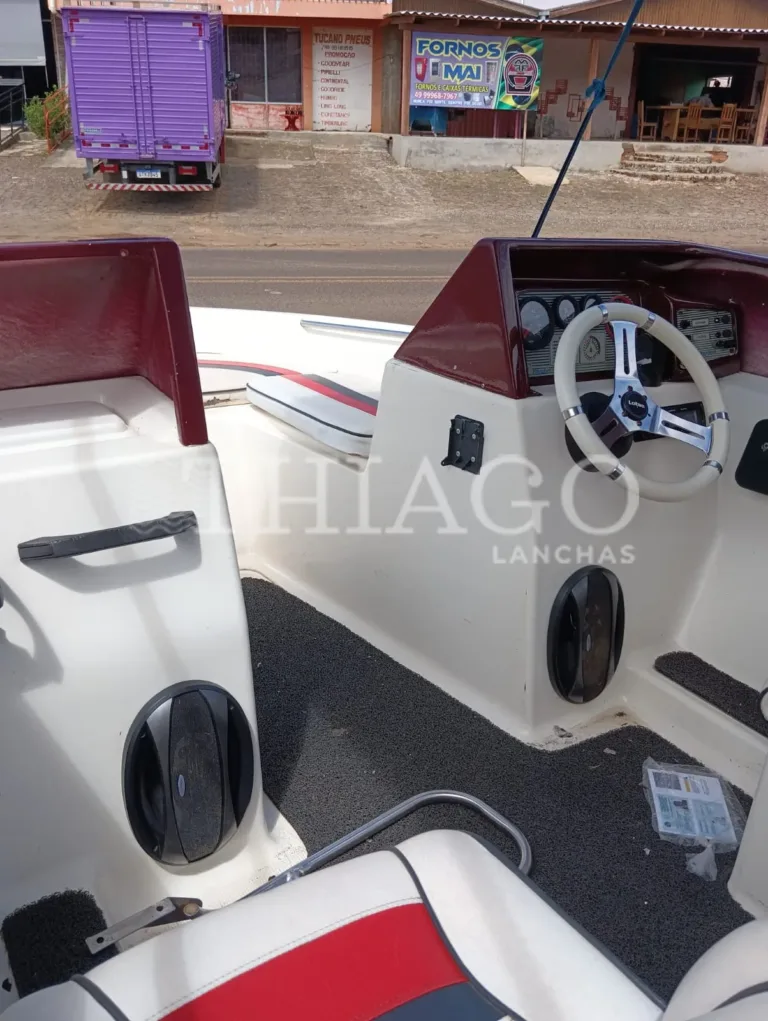 Lancha Lagon – Thiago Lanchas