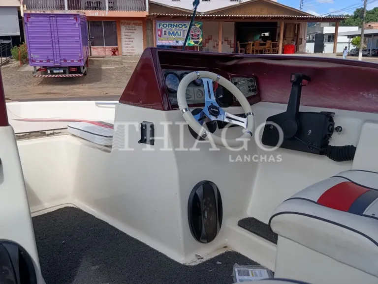 Lancha Lagon – Thiago Lanchas