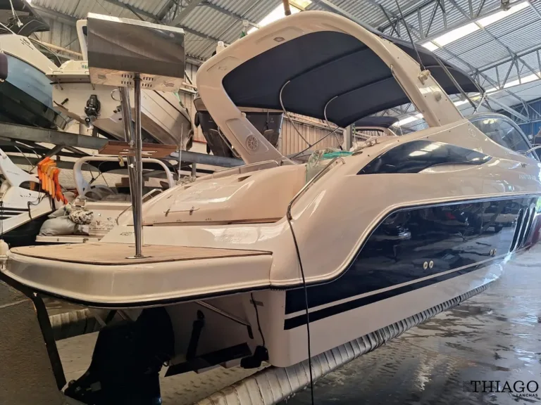 Lancha Phantom 290 – Thiago Lanchas