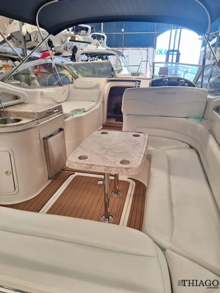 Lancha Phantom 290 – Thiago Lanchas