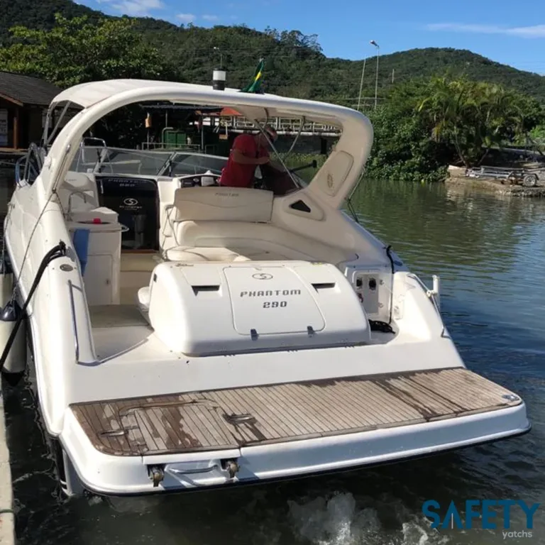 Lancha Phantom 290 – Thiago Lanchas