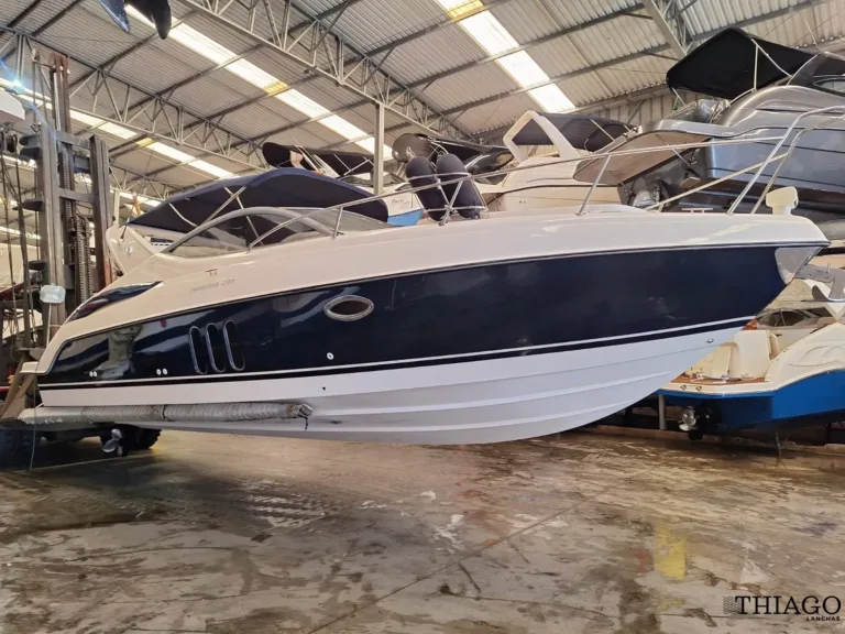 Lancha Phantom 290 – Thiago Lanchas