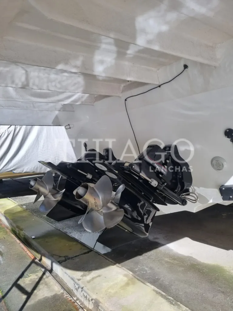 Lancha Solara 41 HT – Thiago Lanchas