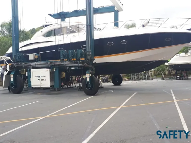 Lancha Sunseeker 58 – Thiago Lanchas